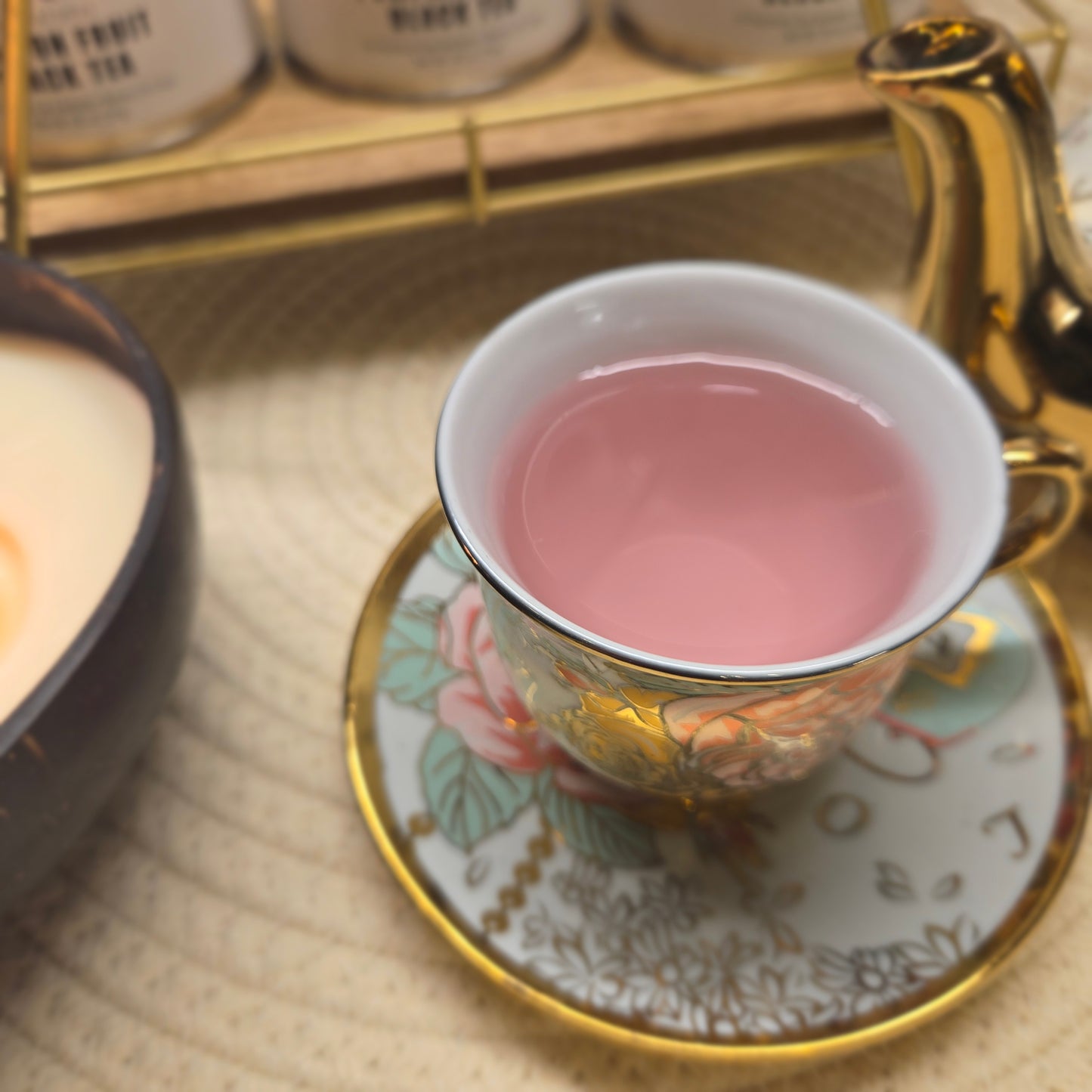 Raspberry Cocktail Oolong Tea